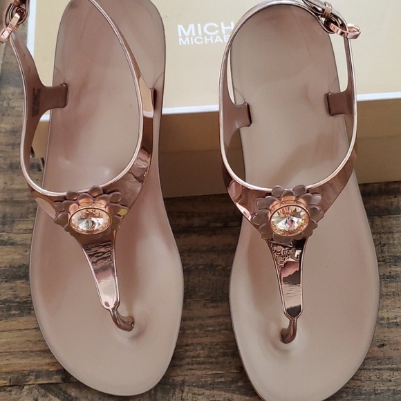 MICHAEL MICHAEL KORS Miley Rose Gold Metallic Sandal - Picture 4 of 9